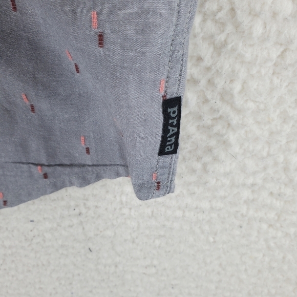 Prana Organic Cotton Shirt Mens L Gray Button Down Short Sleeves Standard Fit - Picture 8 of 11